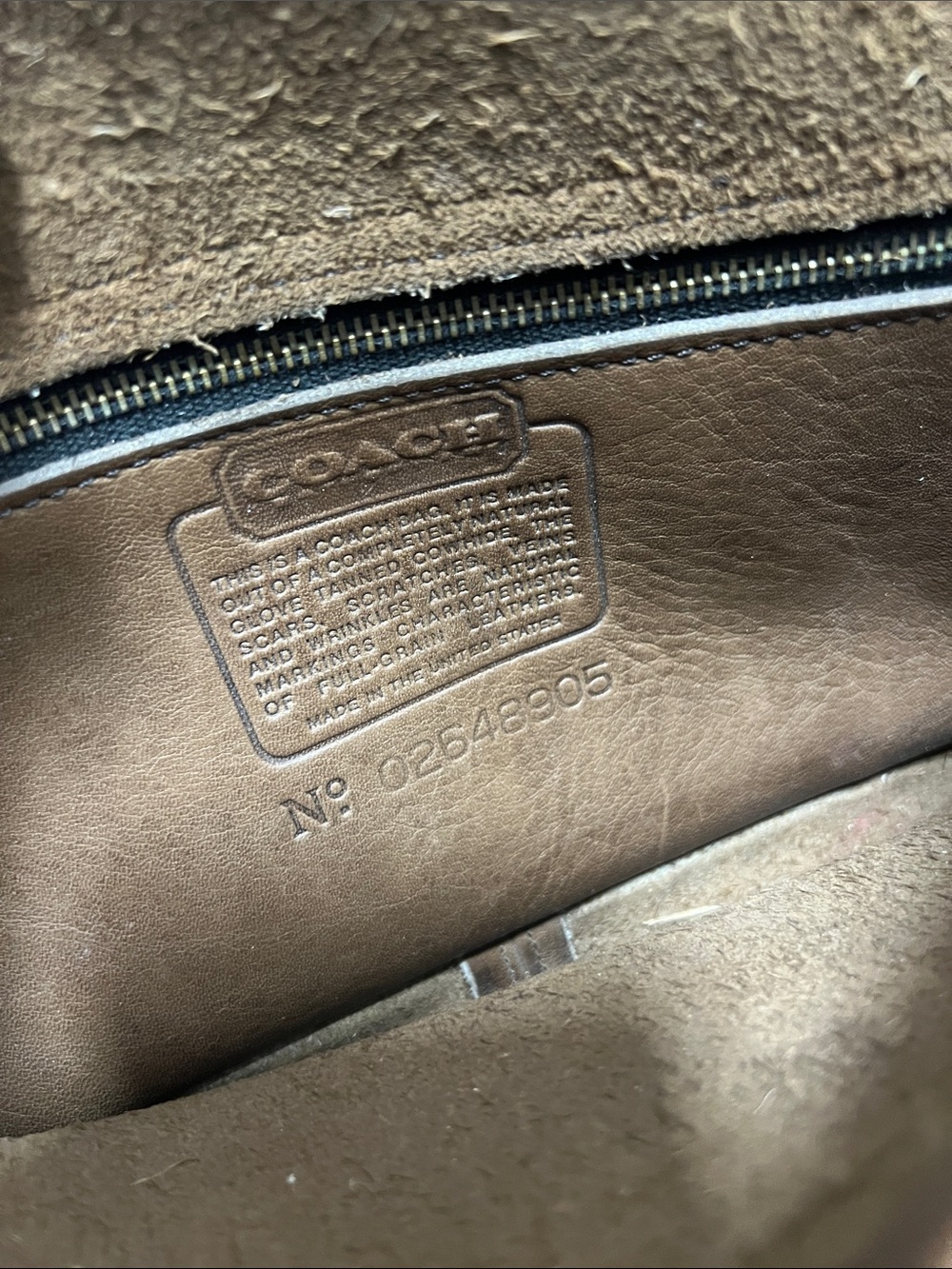 vintage Coach City bag, likely from the 1980s or 1990s/ leather - Picture 10 of 15